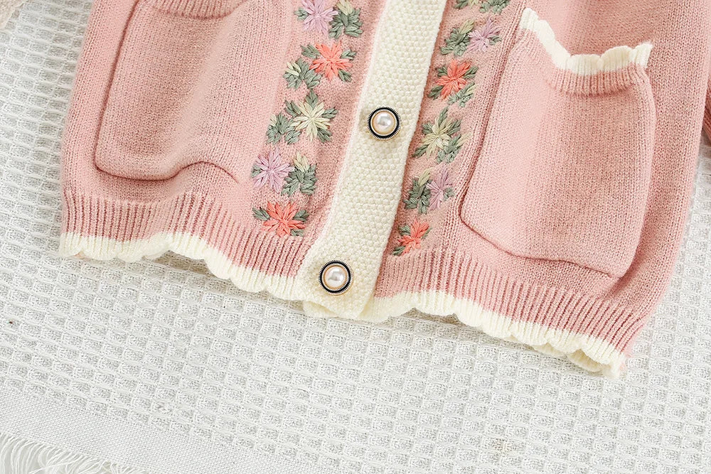 Blush Petal Strick-Set – Wo Süße auf Komfort trifft