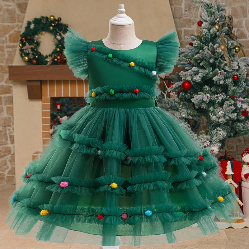 Weihnachtsbaum-inspiriertes Mädchenkleid