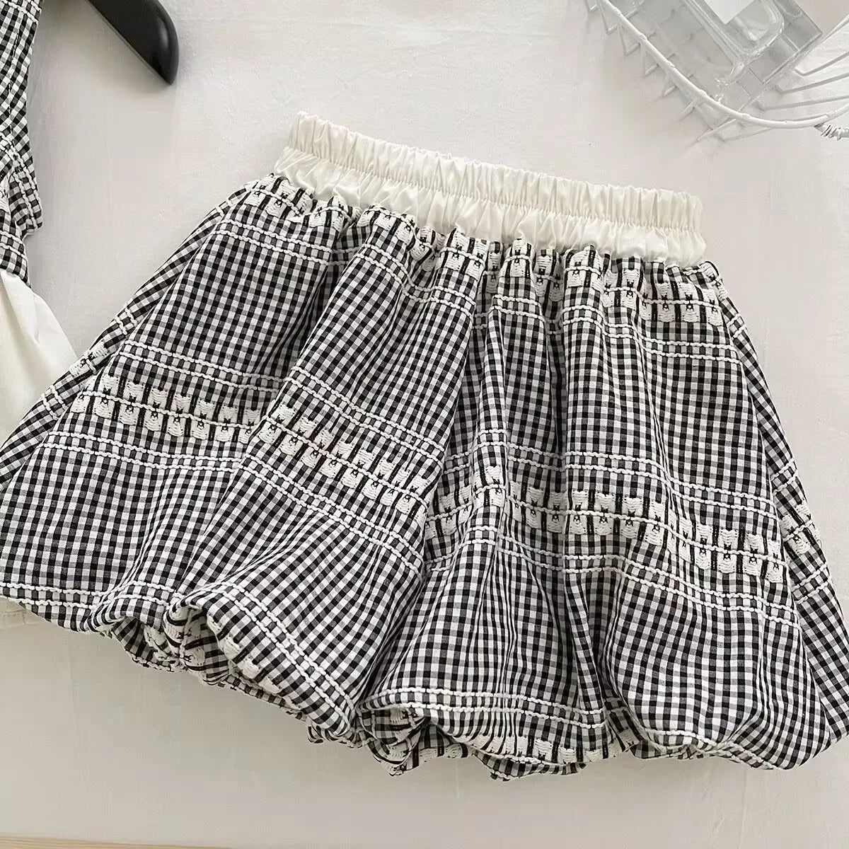 Süßes Picknick – Schwarz-weißes Gingham-Set für Mädchen