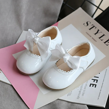 Girls’ Patent Leather Shoes with Satin Bow