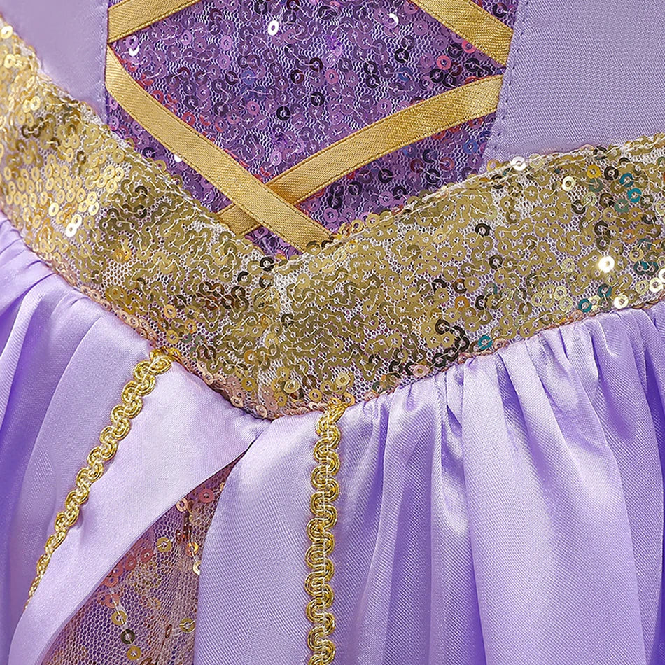 Langärmliges Märchenprinzessinnenkleid – Flieder &amp; Gold