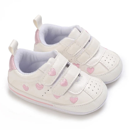 Zapatillas de bebé corazones dulces