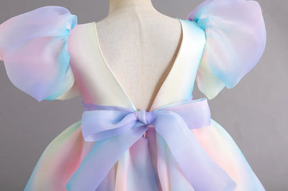 Vestido de fiesta arcoíris para niños