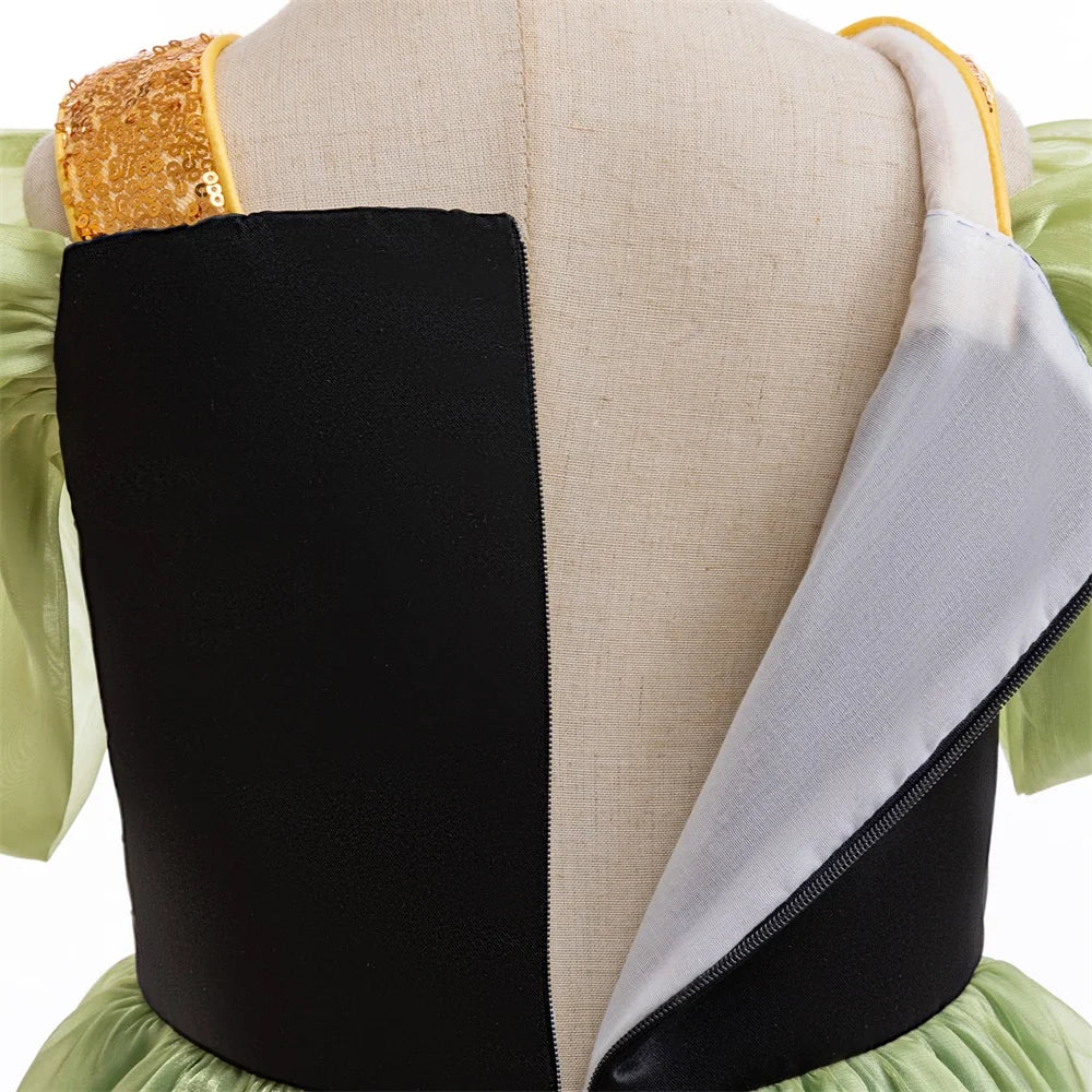 Enchanted Green princess costume for girls, close-up – Magic Tree Kids