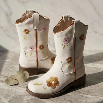 Mid-calf girls' boots with delicate floral embroidery